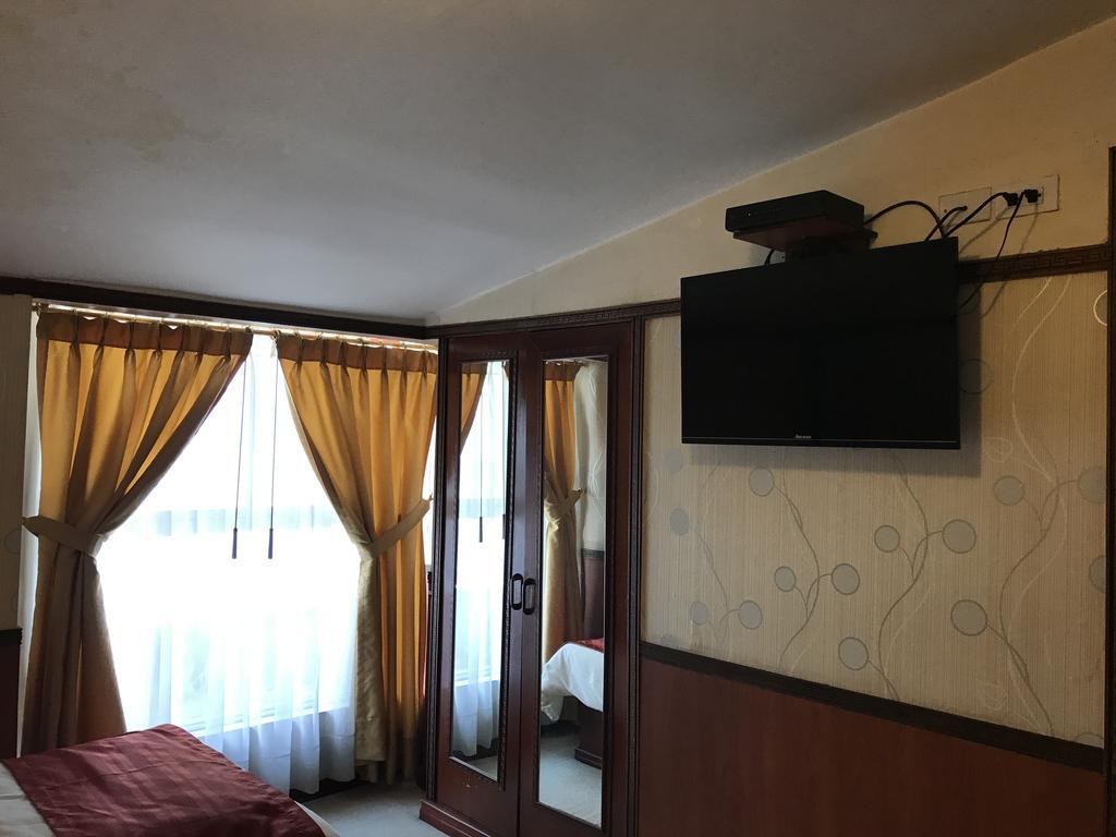 Hotel Inca Imperial Quito Bagian luar foto